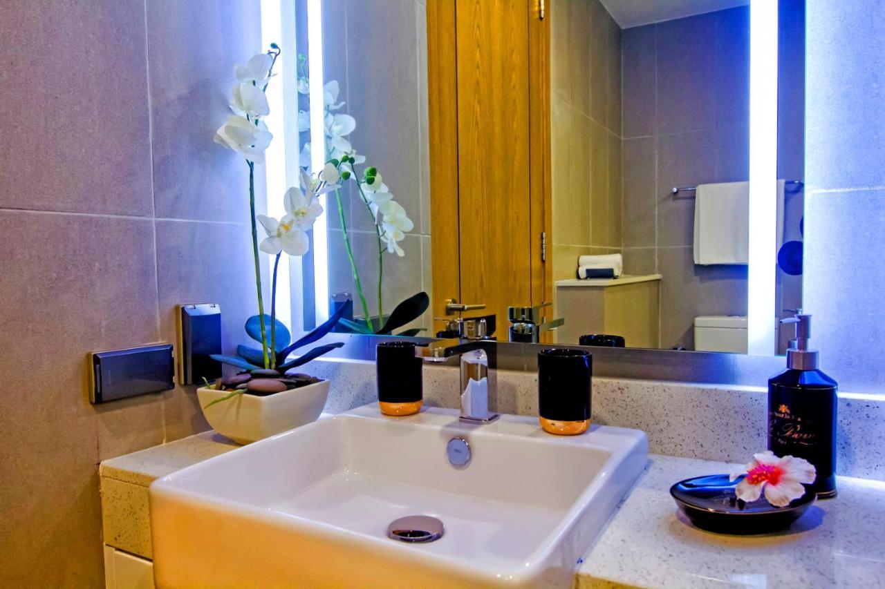 Oceanstone By Holy Cow, 2-Br, 60 M2, Tree View Aparthotel Bang Tao Beach  Buitenkant foto